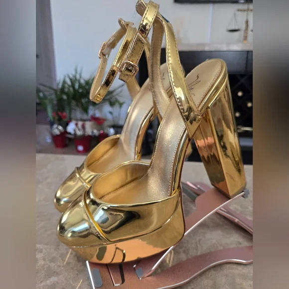 Antonio Melani x Nat Note Pia Mirror Metallic Platform Pumps. Gold  (Size 9) - Picture 4 of 15